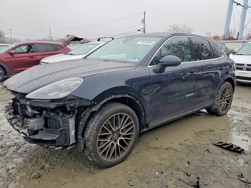 2021 PORSCHE Cayenne
