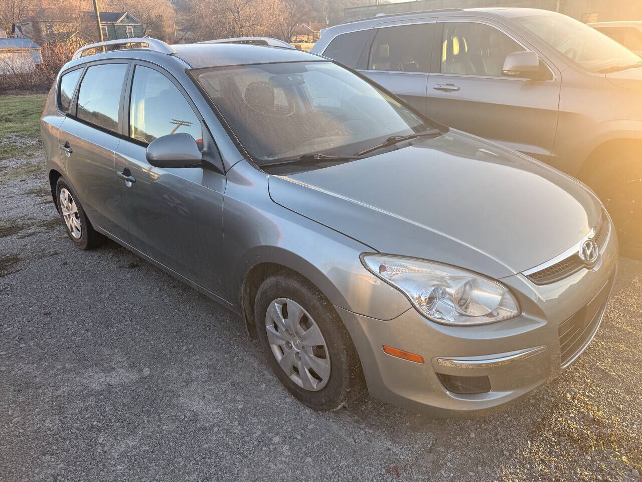 2011 HYUNDAI Elantra