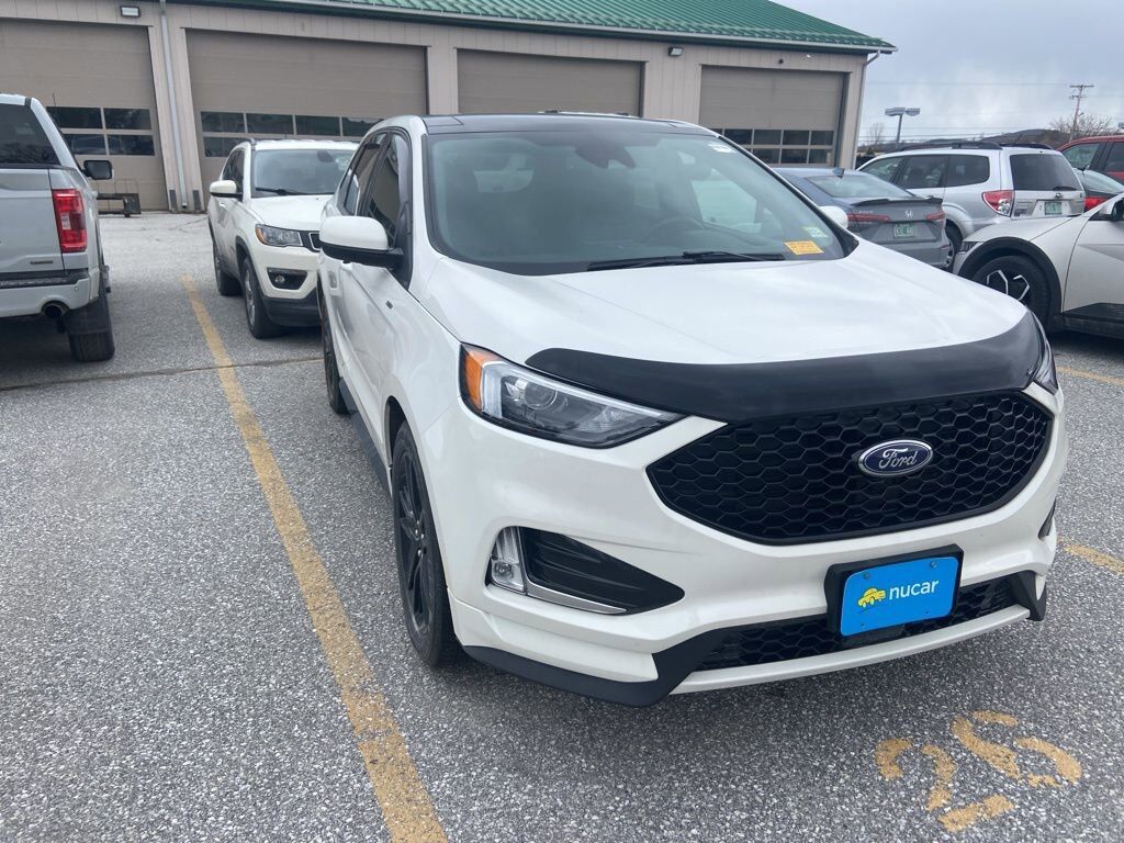 2022 FORD Edge