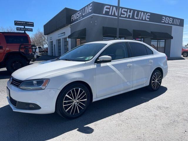 2012 VOLKSWAGEN Jetta