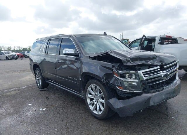 2017 CHEVROLET Suburban
