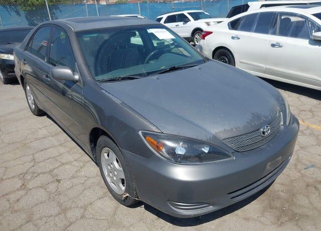 2002 TOYOTA Camry