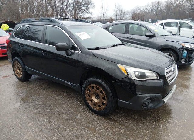 2015 SUBARU Outback