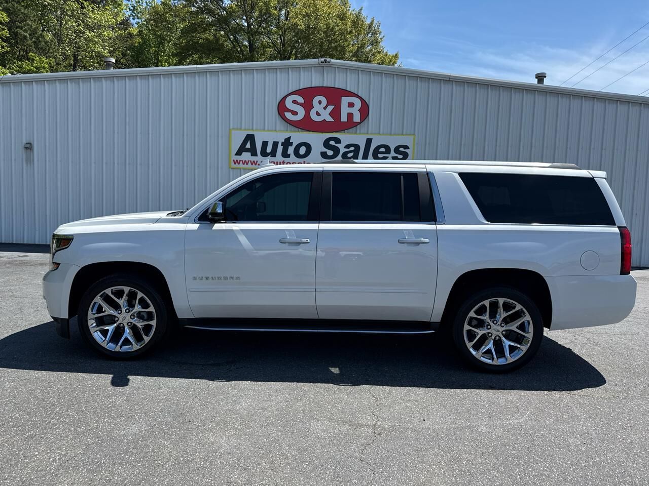 2017 CHEVROLET Suburban