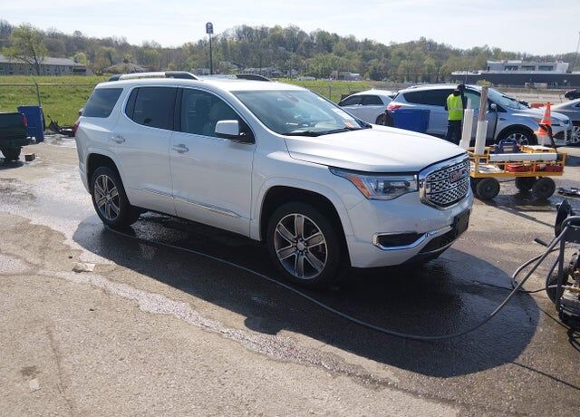 2017 GMC Acadia