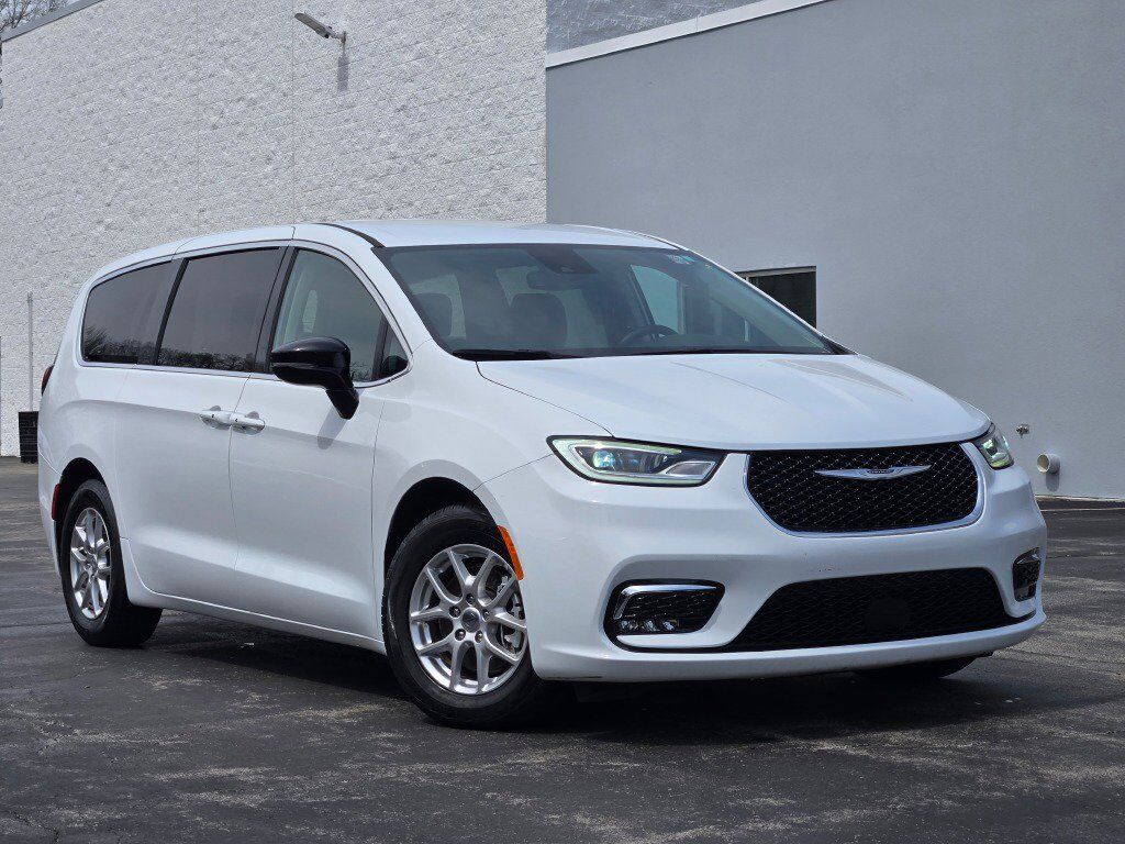 2024 CHRYSLER Pacifica