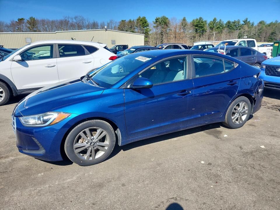 2017 HYUNDAI Elantra