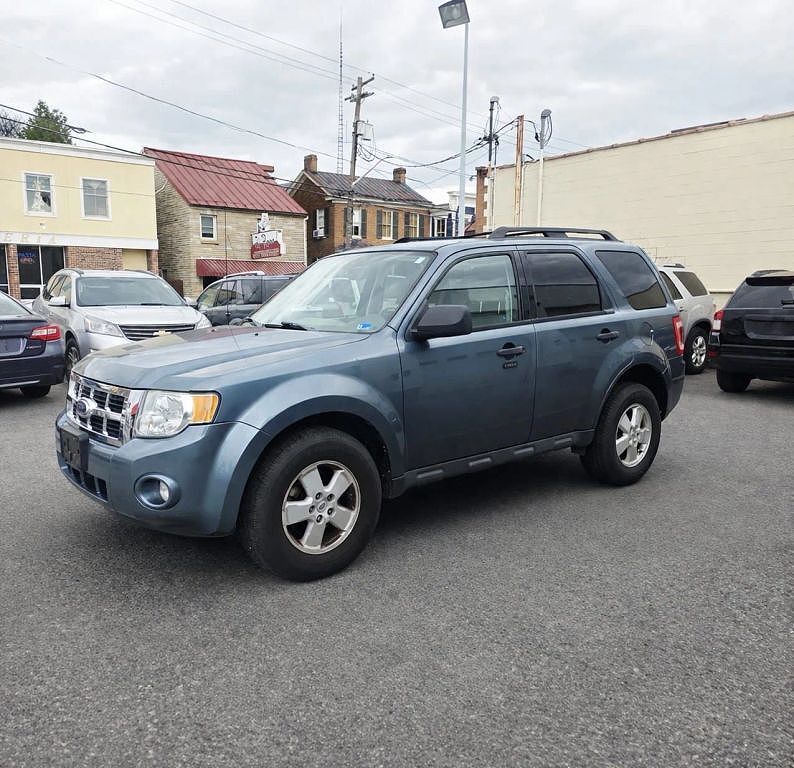 2011 FORD Escape