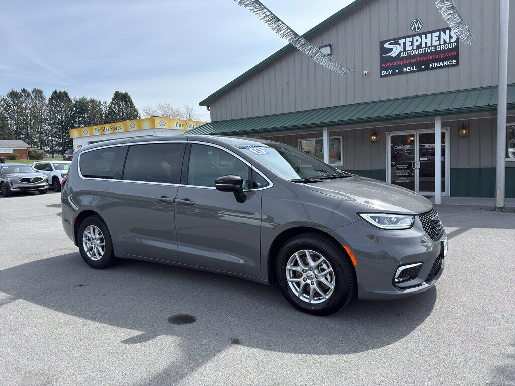 2025 CHRYSLER Pacifica