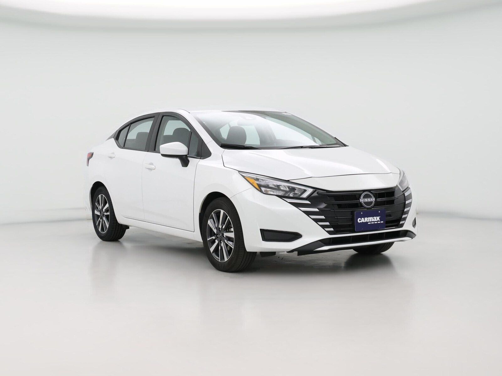 2025 NISSAN Versa