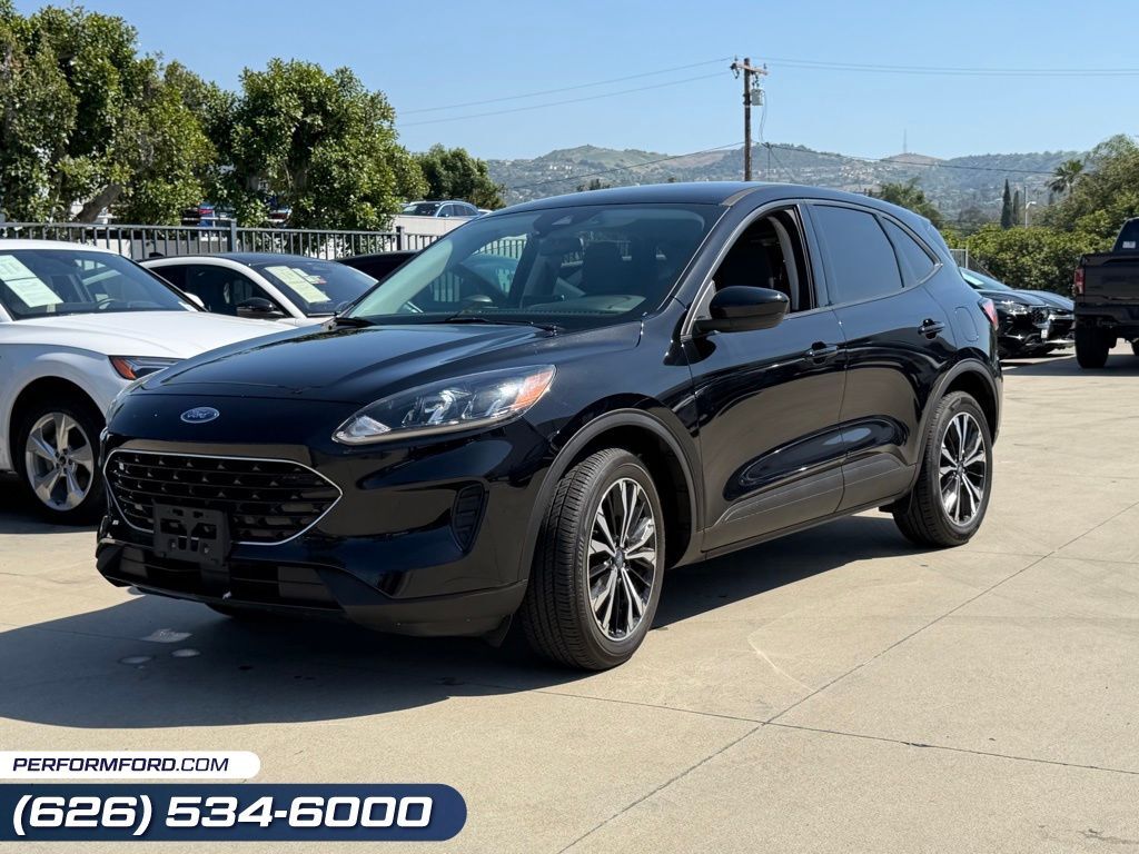 2022 FORD Escape