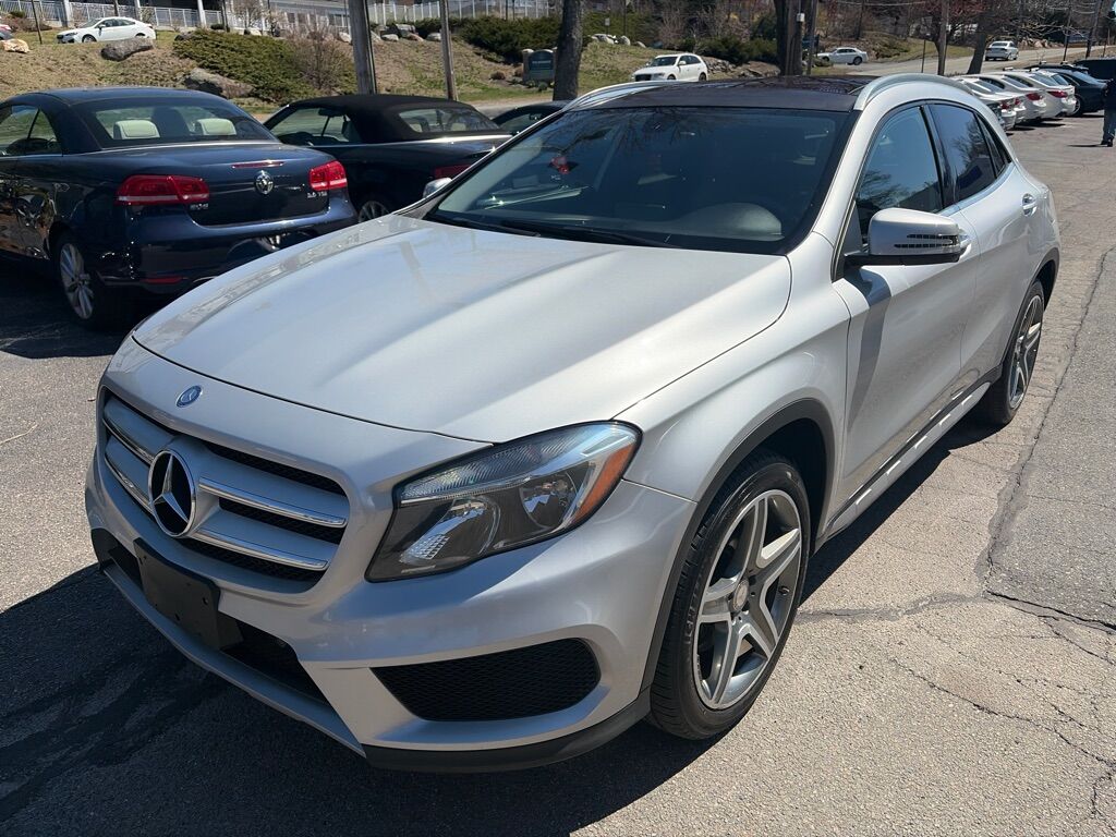 2015 MERCEDES-BENZ GLA-Class