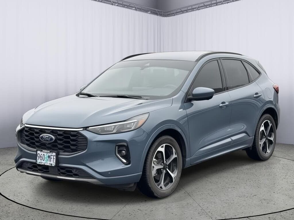 2023 FORD Escape