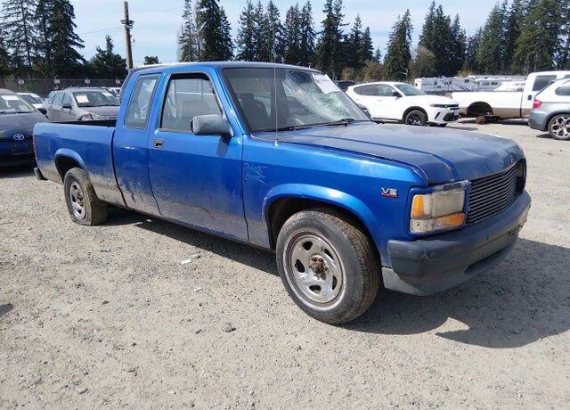 1995 DODGE Dakota