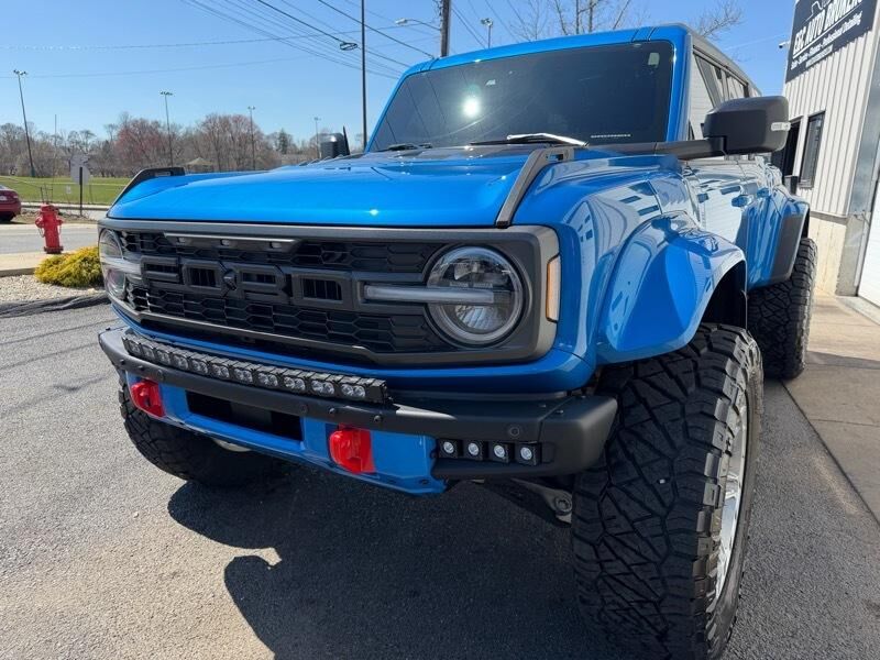 2024 FORD Bronco