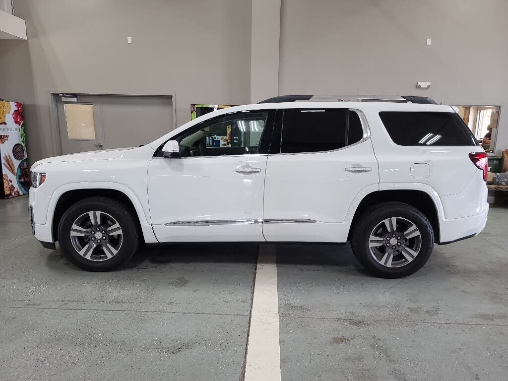2023 GMC Acadia