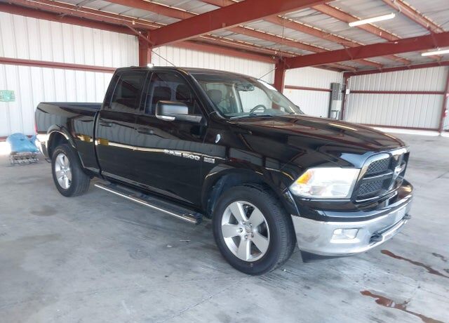 2012 DODGE Ram