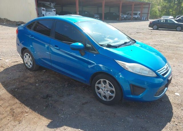 2012 FORD Fiesta