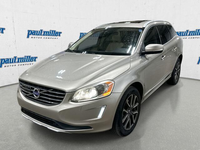 2016 VOLVO XC60
