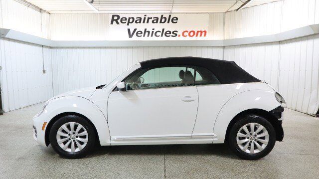 2018 VOLKSWAGEN Beetle