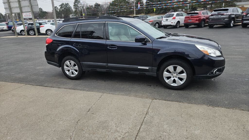 2012 SUBARU Outback