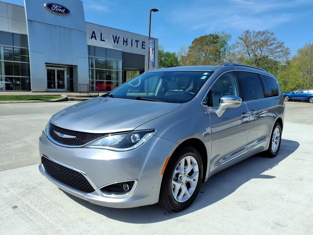 2020 CHRYSLER Pacifica