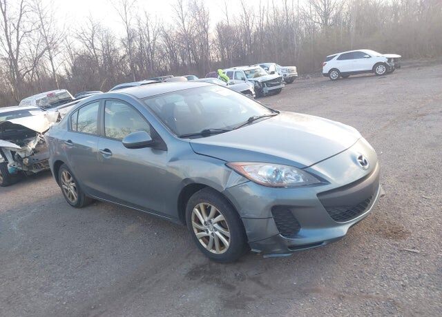 2012 MAZDA Mazda3