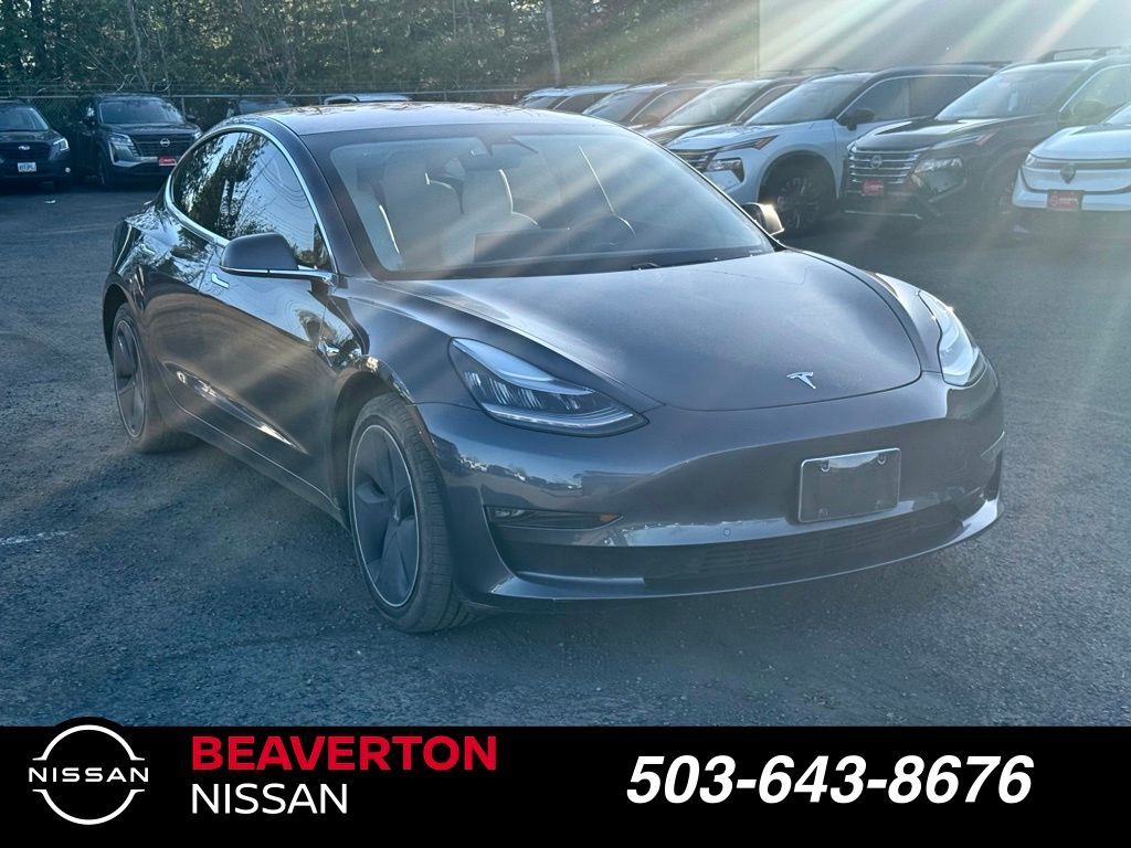 2018 TESLA Model 3
