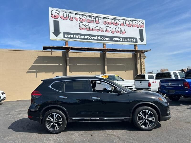 2017 NISSAN Rogue