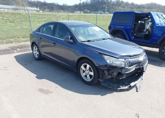 2013 CHEVROLET Cruze