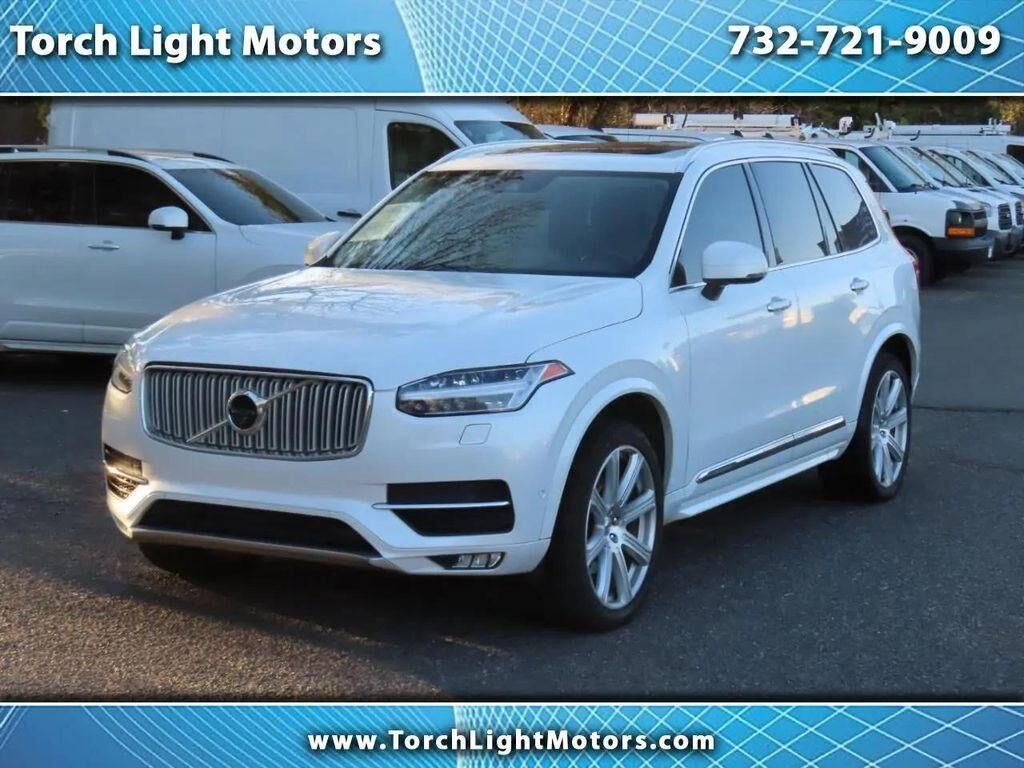 2018 VOLVO XC90