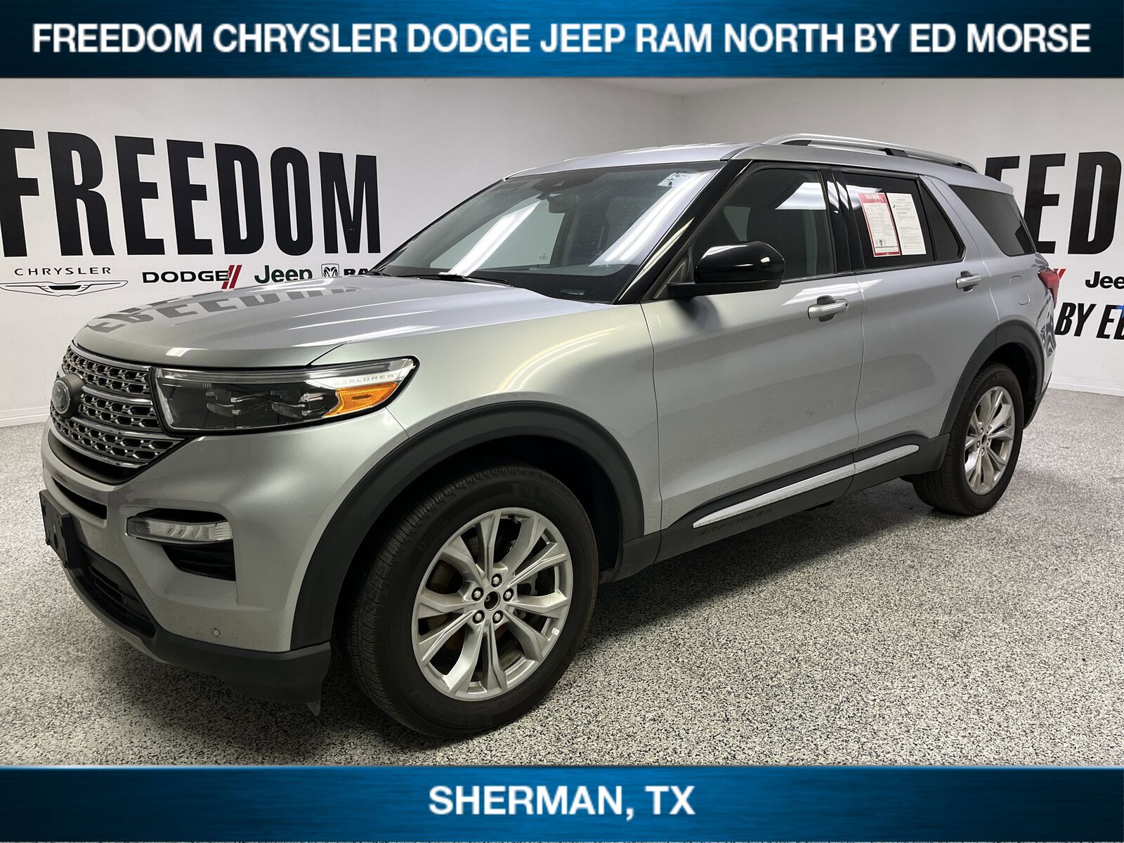 2024 FORD Explorer