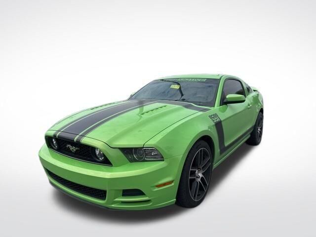 2013 FORD Mustang