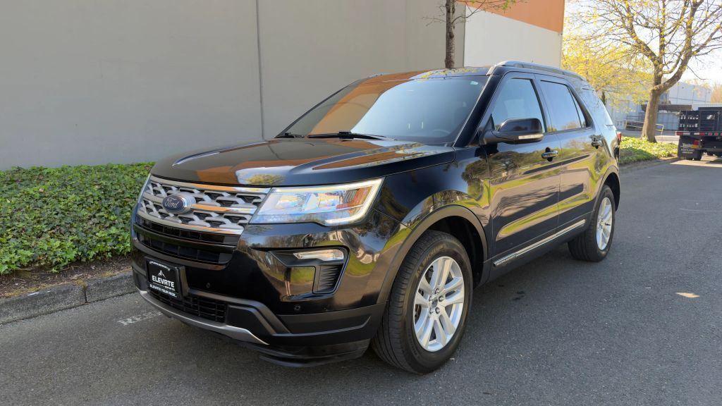 2018 FORD Explorer