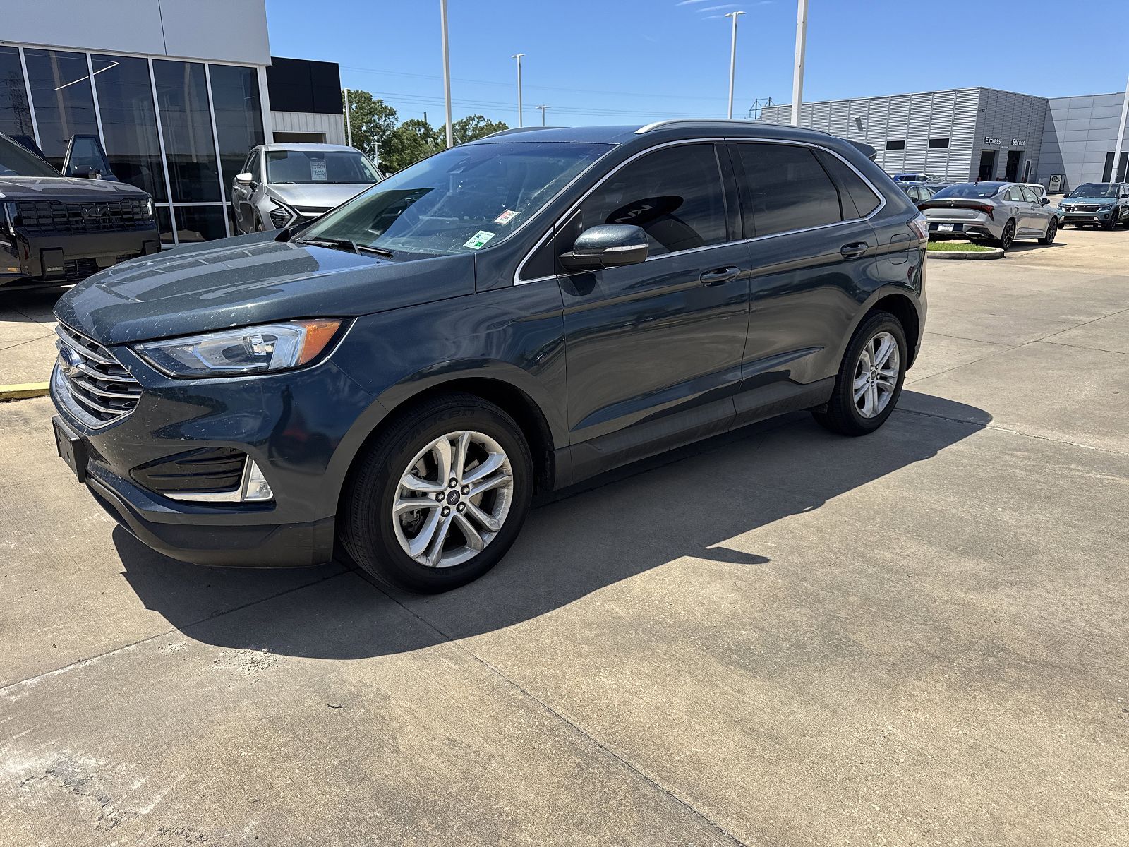 2019 FORD Edge