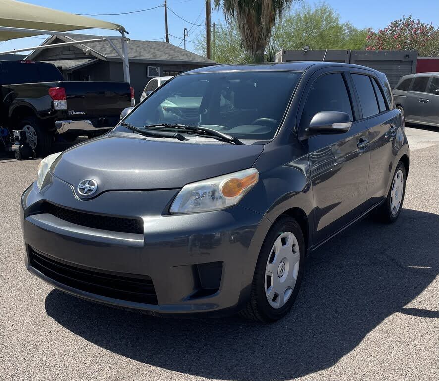2011 TOYOTA SCION
