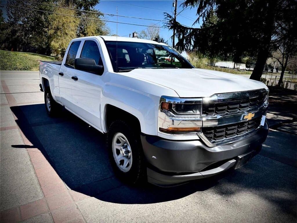 2017 CHEVROLET Silverado