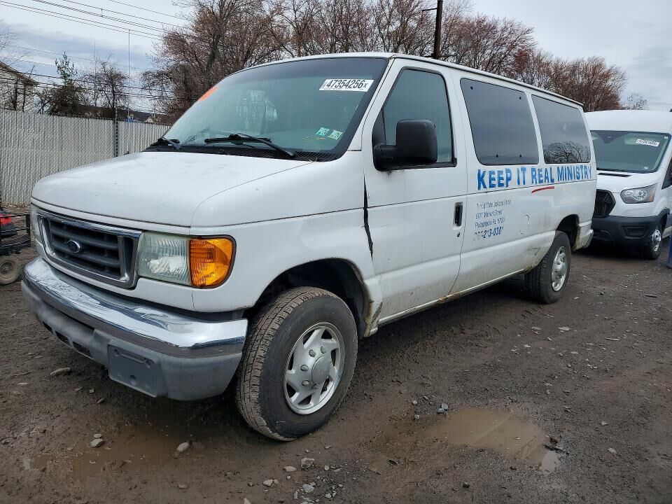 2004 FORD E-350