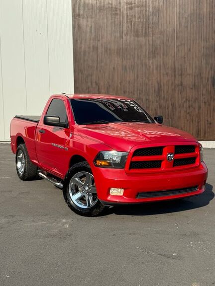 2012 DODGE Ram