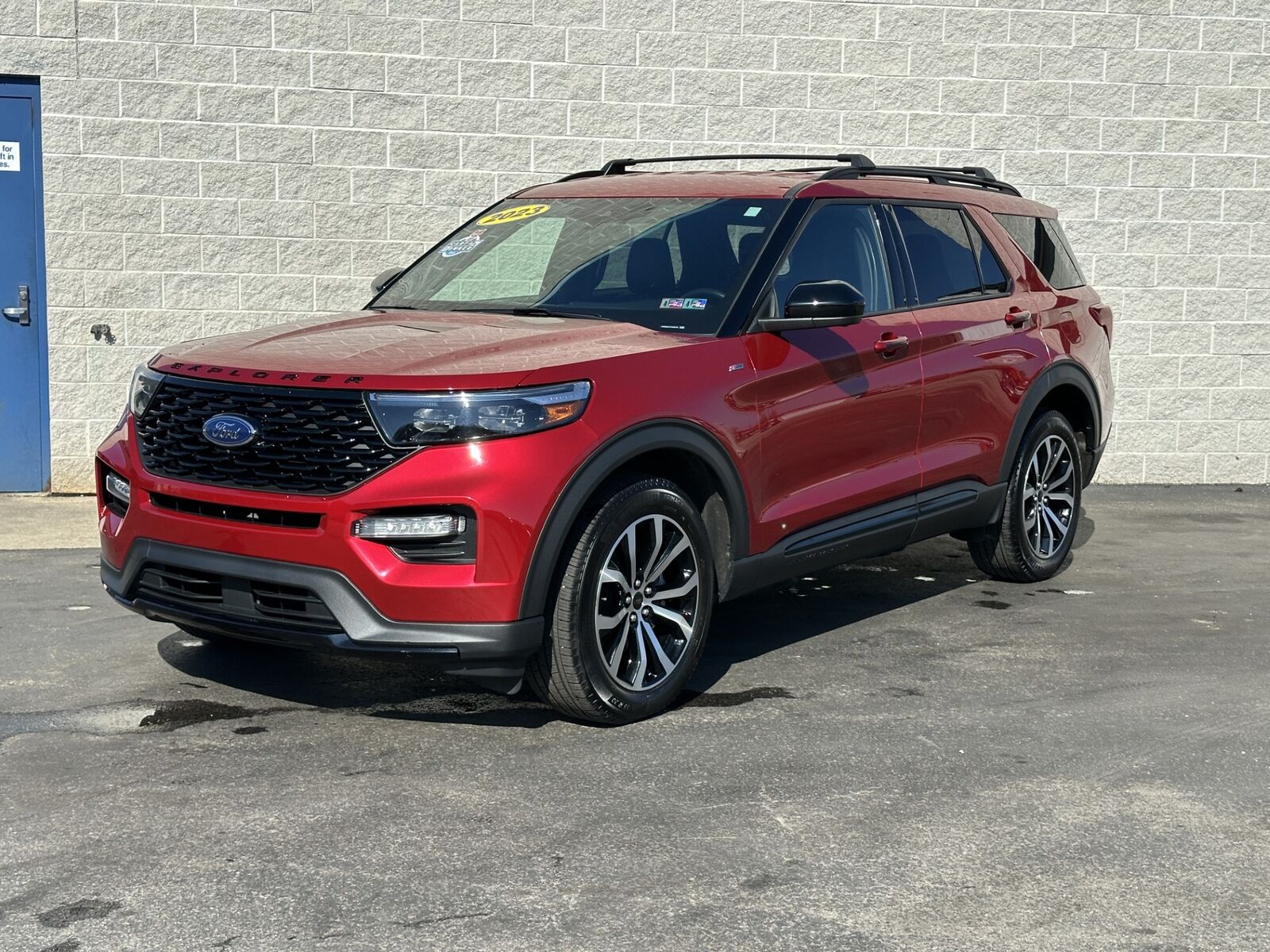 2023 FORD Explorer