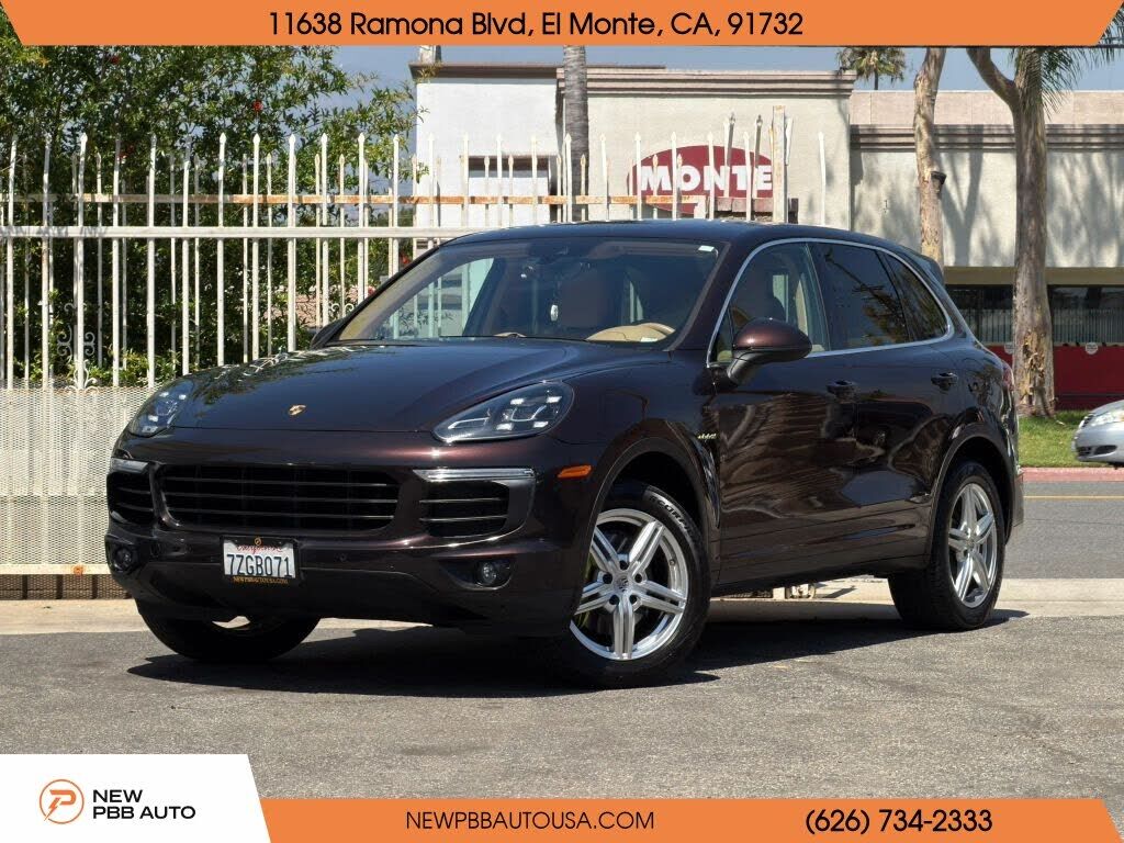 2016 PORSCHE Cayenne