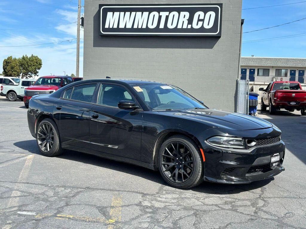 2017 DODGE Charger