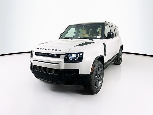 2026 LAND ROVER Defender