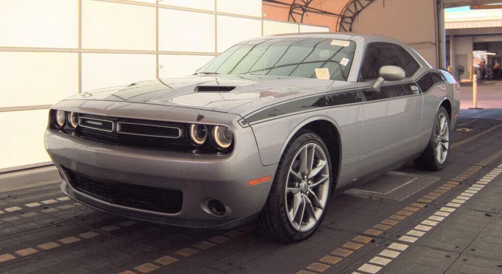2017 DODGE Challenger