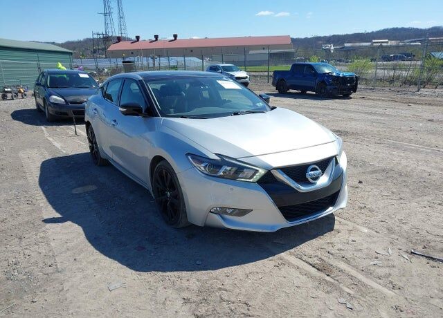 2016 NISSAN Maxima