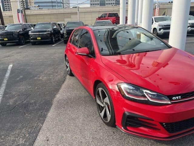 2018 VOLKSWAGEN Golf GTI
