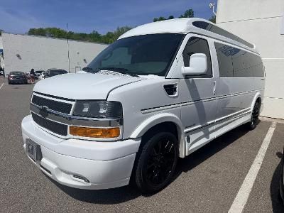2023 CHEVROLET Express