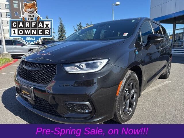 2023 CHRYSLER Pacifica