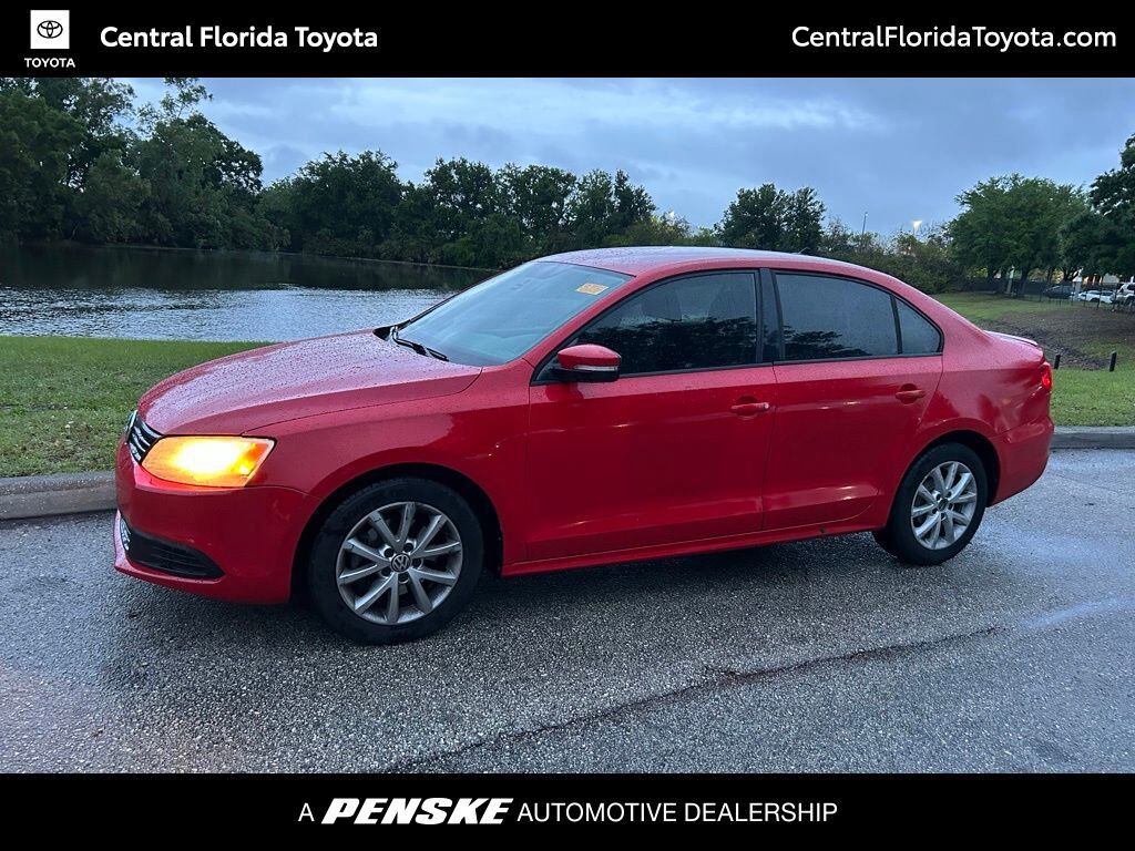 2012 VOLKSWAGEN Jetta