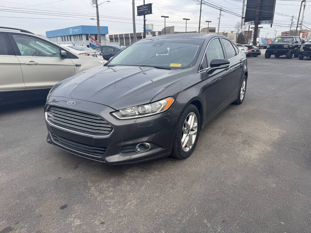2016 FORD Fusion
